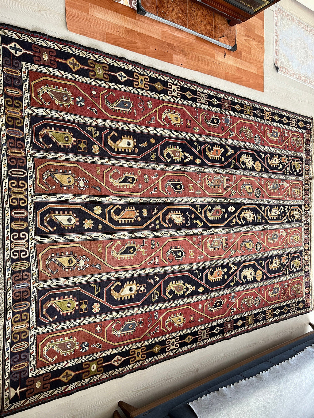 6x9 Vintage Soumak Rug: Hand-Knotted Wool Cecim, Tribal Design