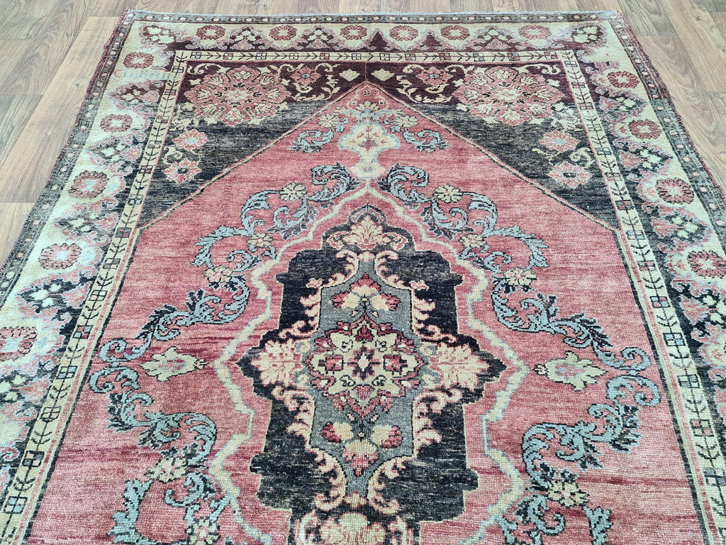 6x9 Vintage Oushak Rug: Hand-Knotted Oriental Wool Carpet