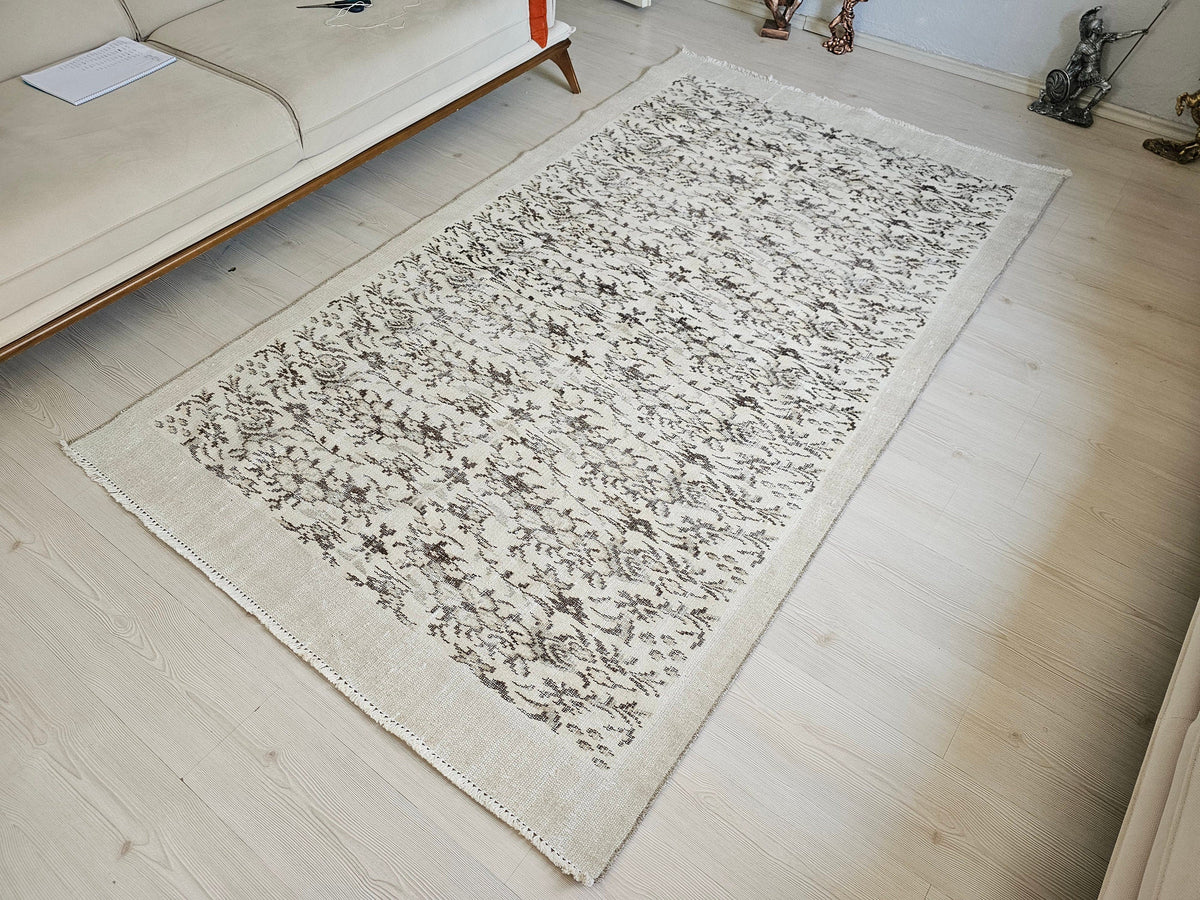 5x8 Vintage Neutral Handmade Turkish Rug //4.80x8.10 feet