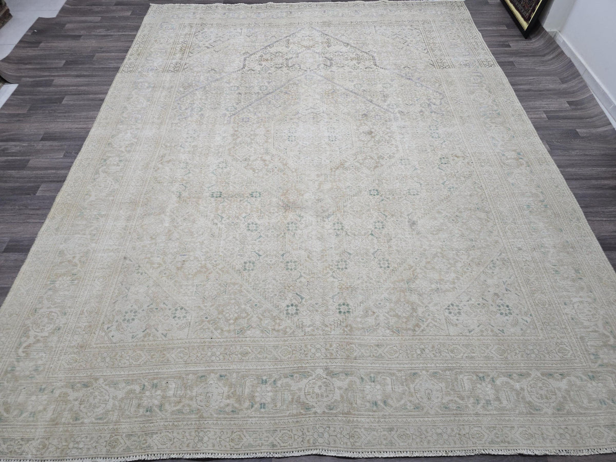 Hand Knotted Wool Oushak Rug: 9x13 Vintage Turkish Area Rug