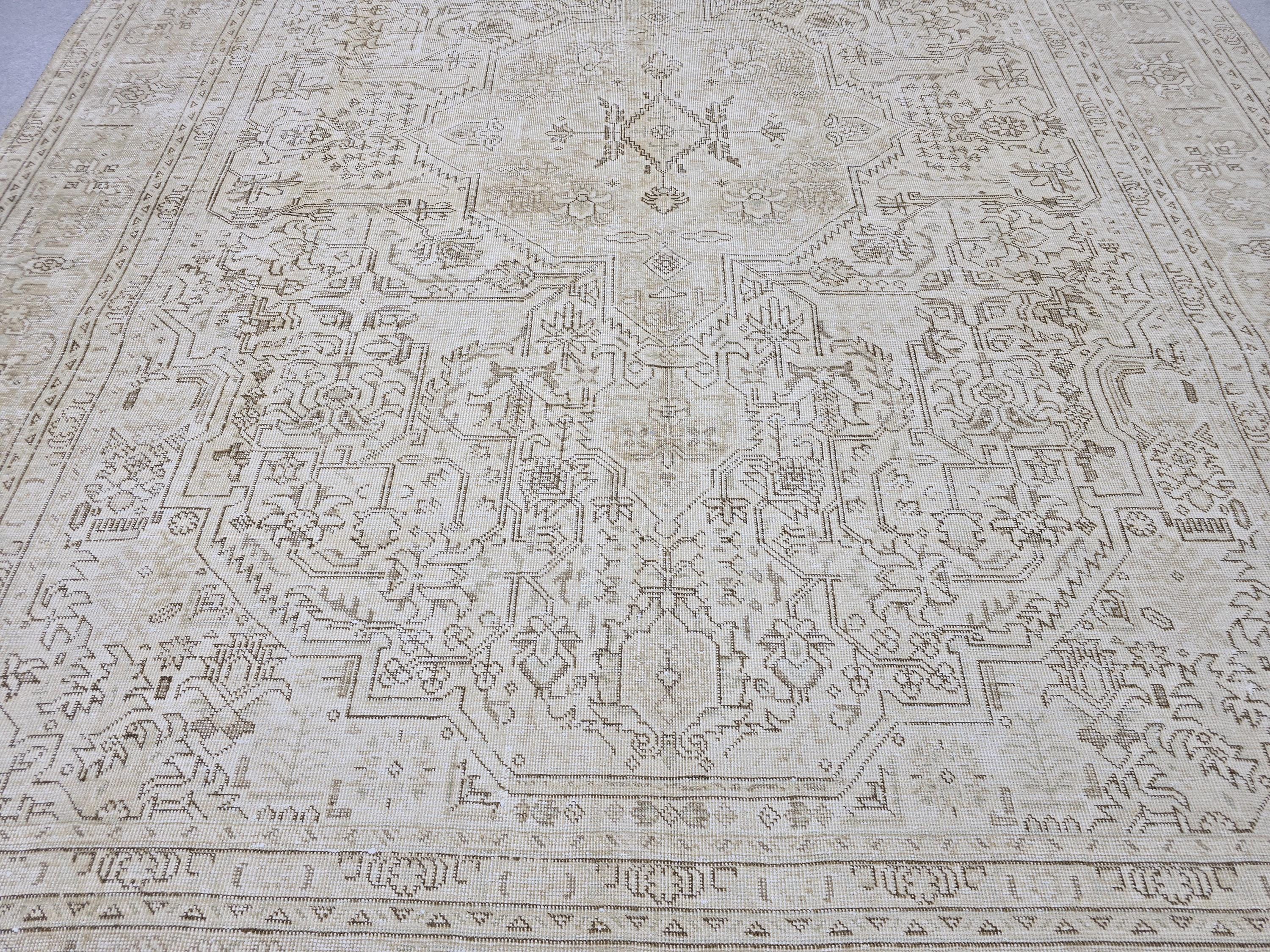 Turkish Rug 10x13, Neutral Beige Vintage Handknotted Wool Carpet, Faded Medallion Area Rug for Dining Room