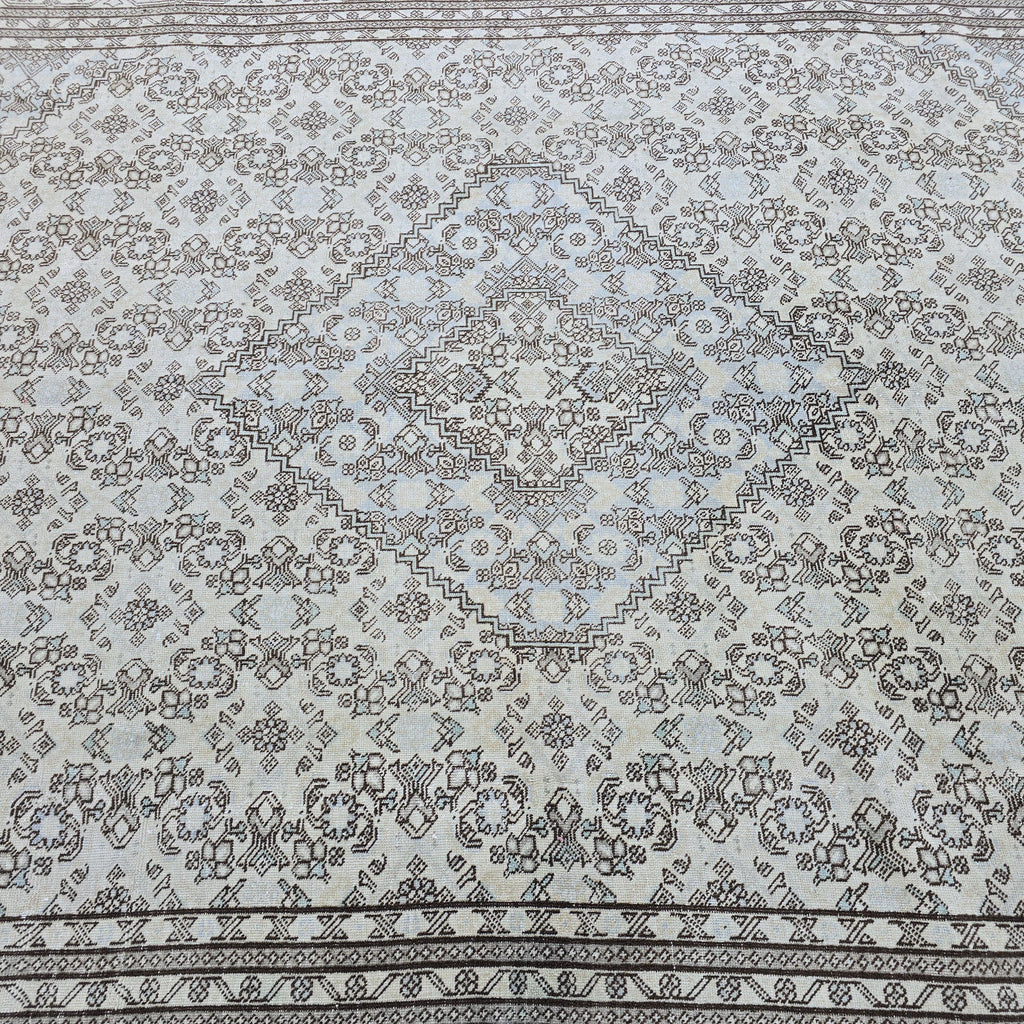 Oversized Antique Turkish Oushak Rug: Extra Large Wool Area Carpet (8.60x12.20 ft)