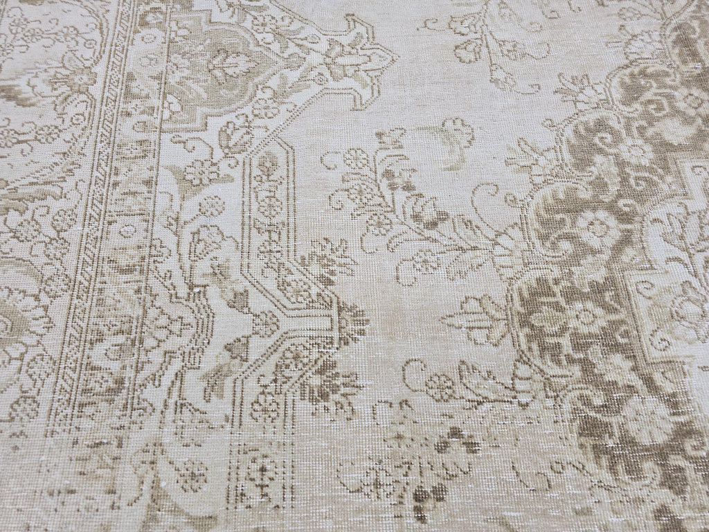 Vintage Turkish Oushak Rug: 9x12 Beige Wool Handmade Carpet