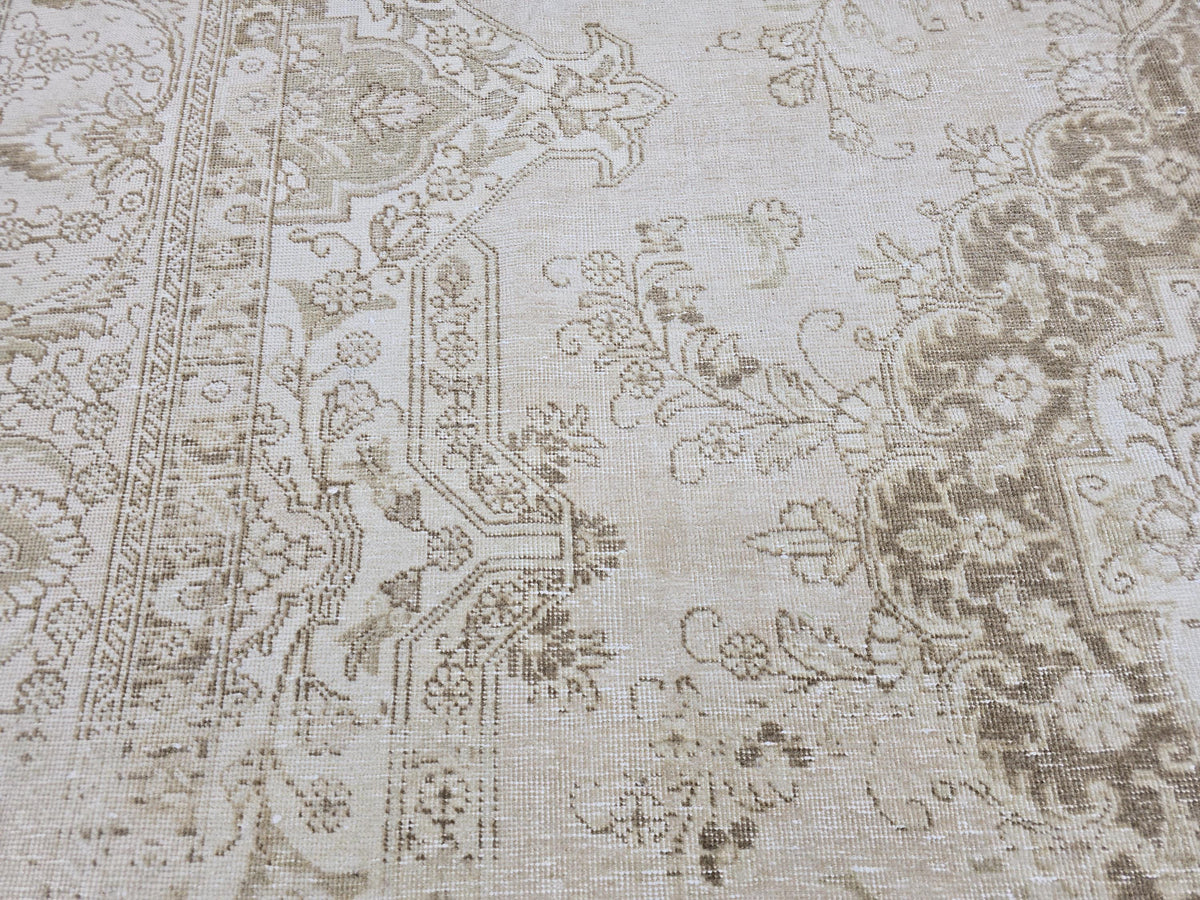 Vintage Turkish Oushak Rug: 9x12 Beige Wool Handmade Carpet