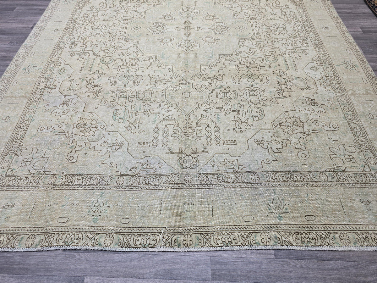 9x12 Vintage Heriz Rug: Neutral Oriental Wool, Large Area Rug