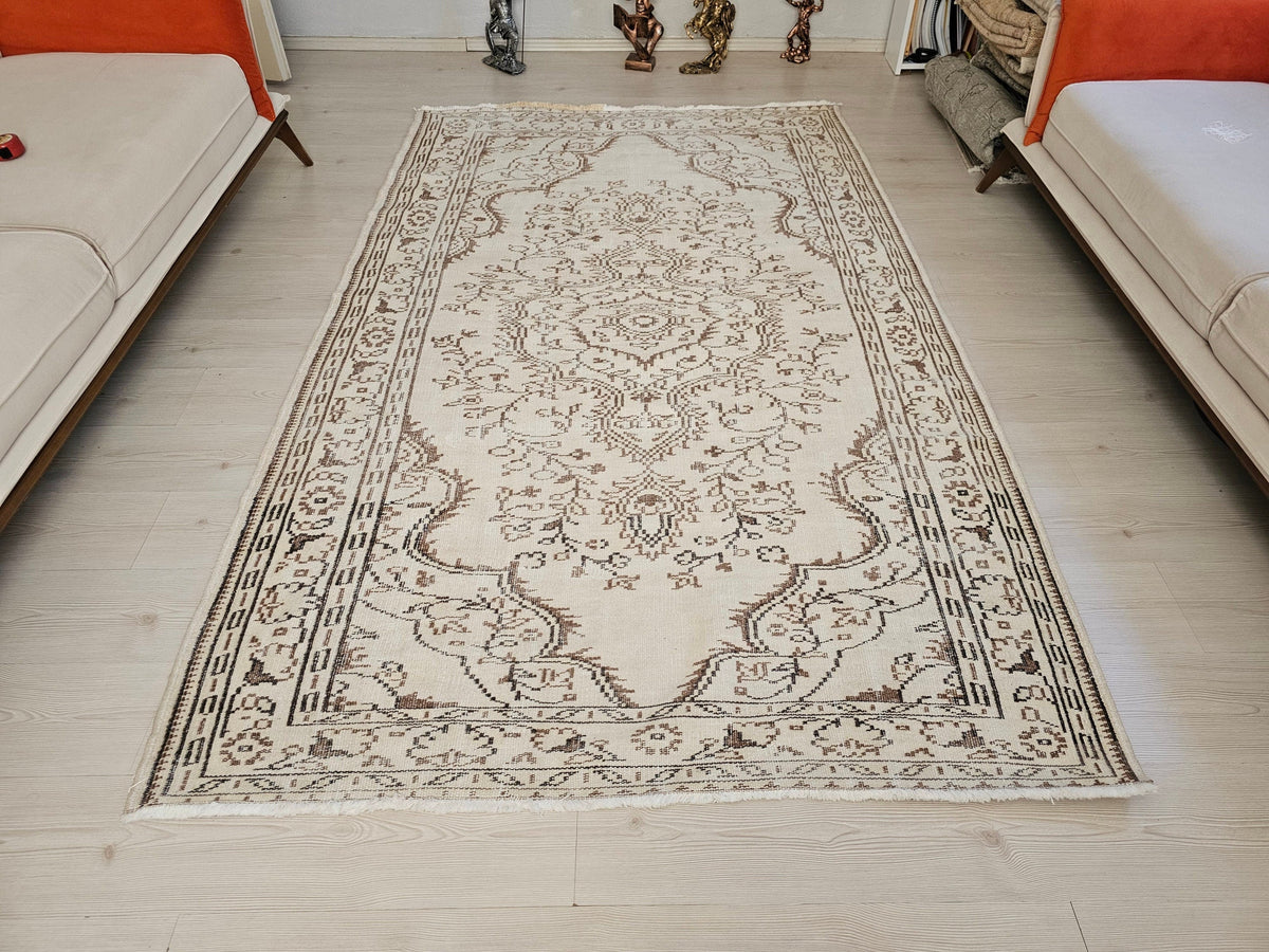 5x8 Vintage Turkish Oushak Rug: Neutral Wool Handmade Carpet