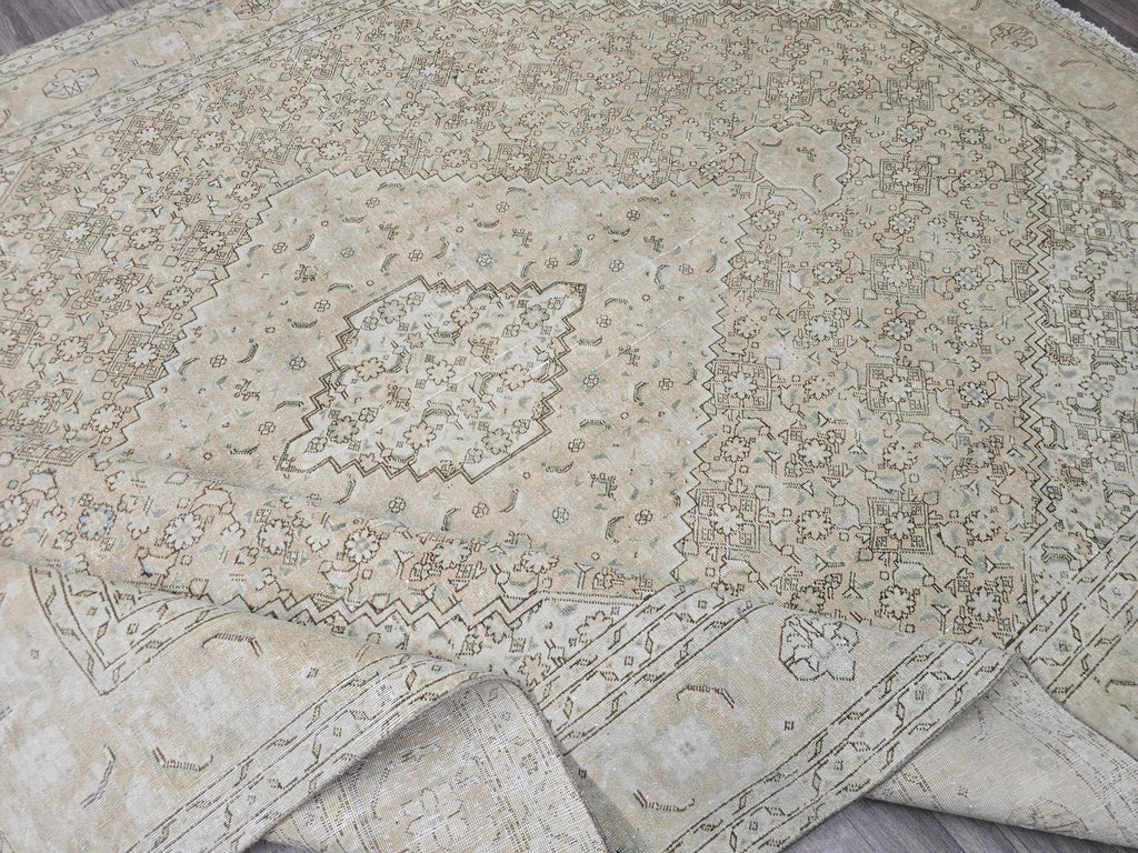 Oversized Muted Oushak Rug 9x12: Vintage Turkish Wool Carpet