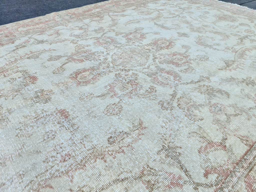 6x9 Faded Turkish Rug: Hand Knotted Wool Oriental Carpet