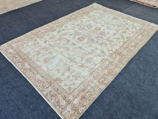 6x9 Faded Vintage Rug/ 6.25x9.4 feet/ Turkish Rug for Nostalgic Decor/ Wool Hand Knotted Rug/ Oriental Carpet/ Rug for Under Bed