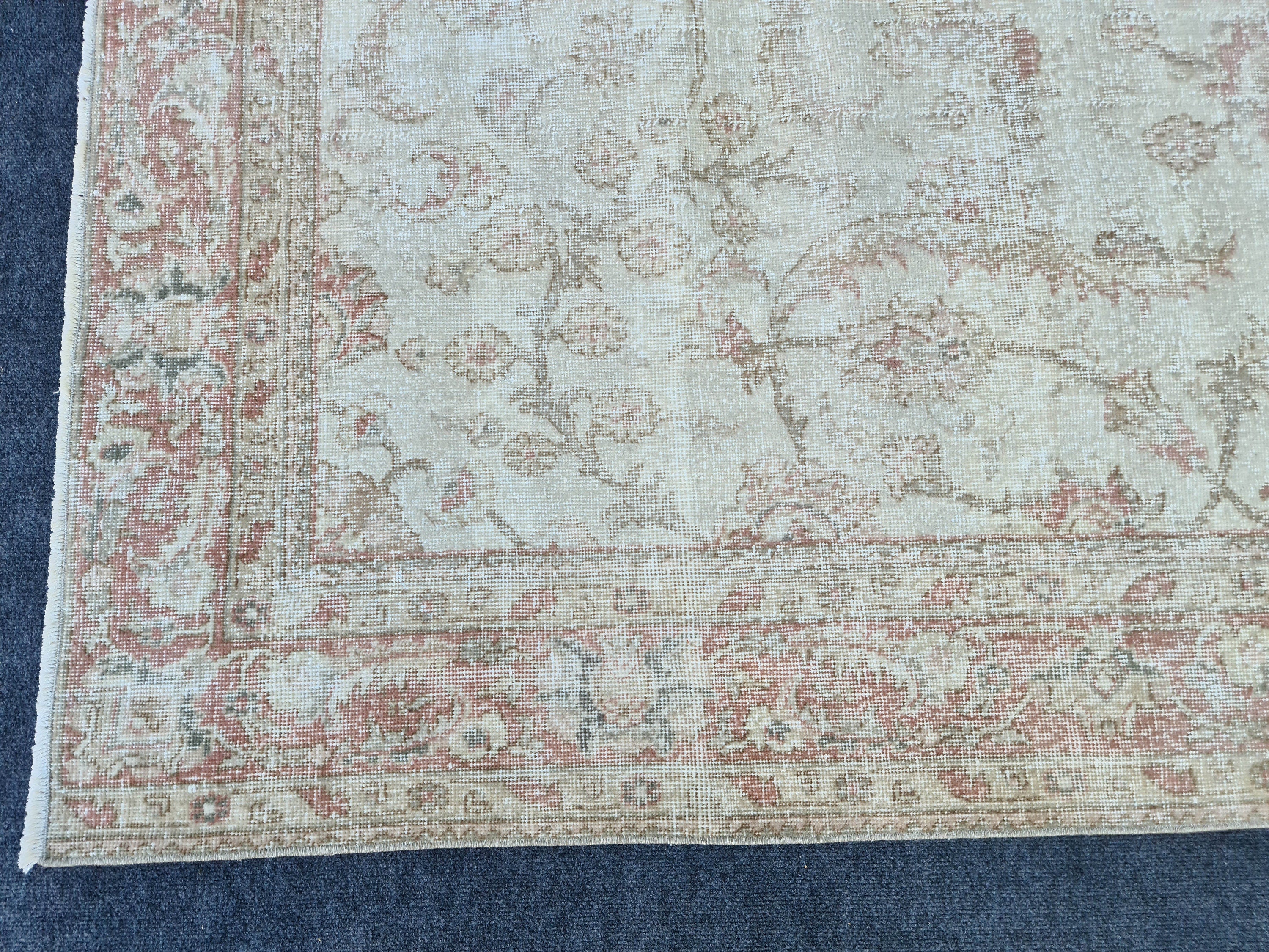 6x9 Faded Turkish Rug: Hand Knotted Wool Oriental Carpet