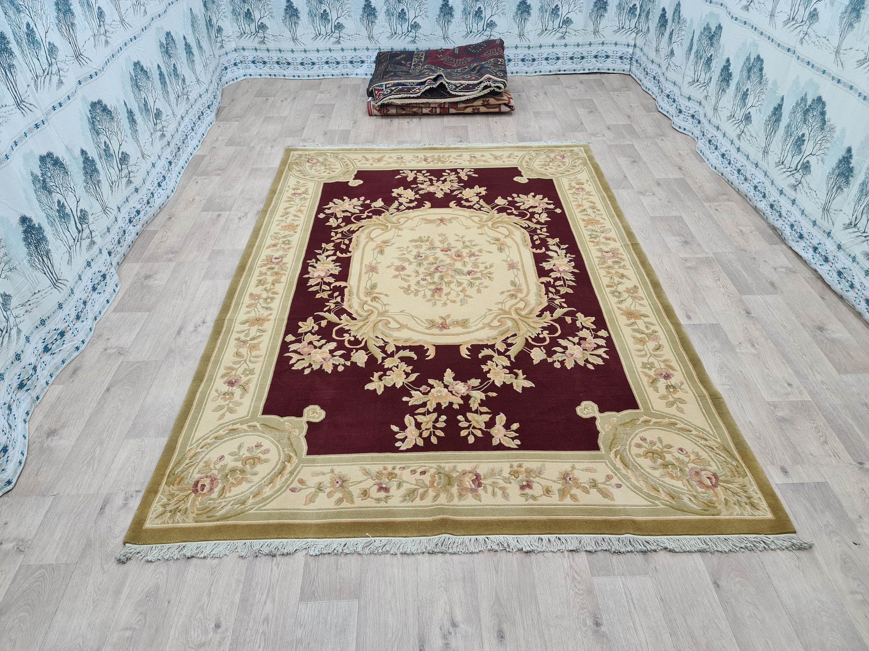 Medium Turkish Area Rug: Hand-Knotted Wool, Vintage Oriental Decor (6.65x9.7 ft)