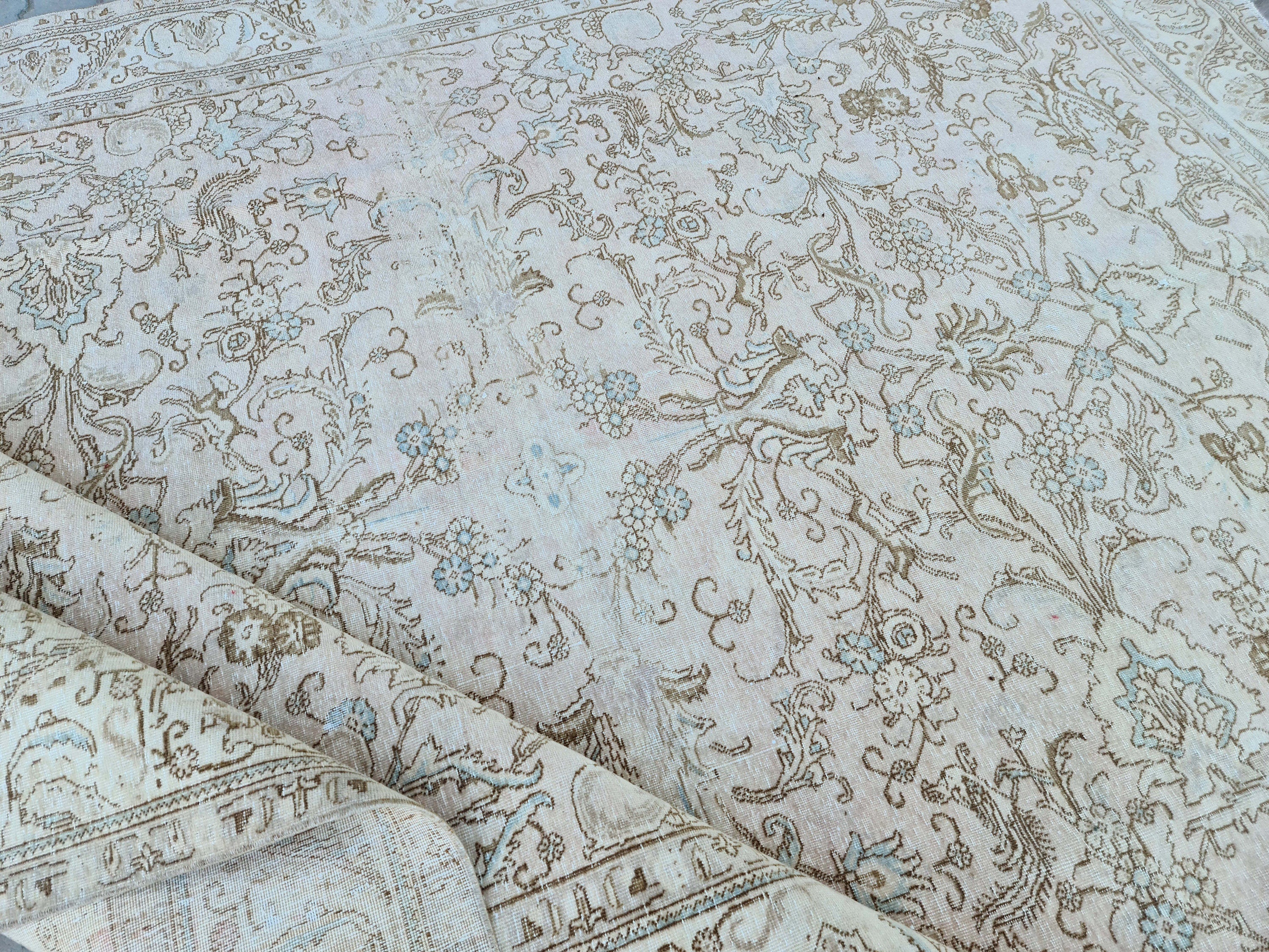 Large Turkish Oushak Rug (9.5x11.65 ft): Hand-Knotted Wool Oriental Carpet