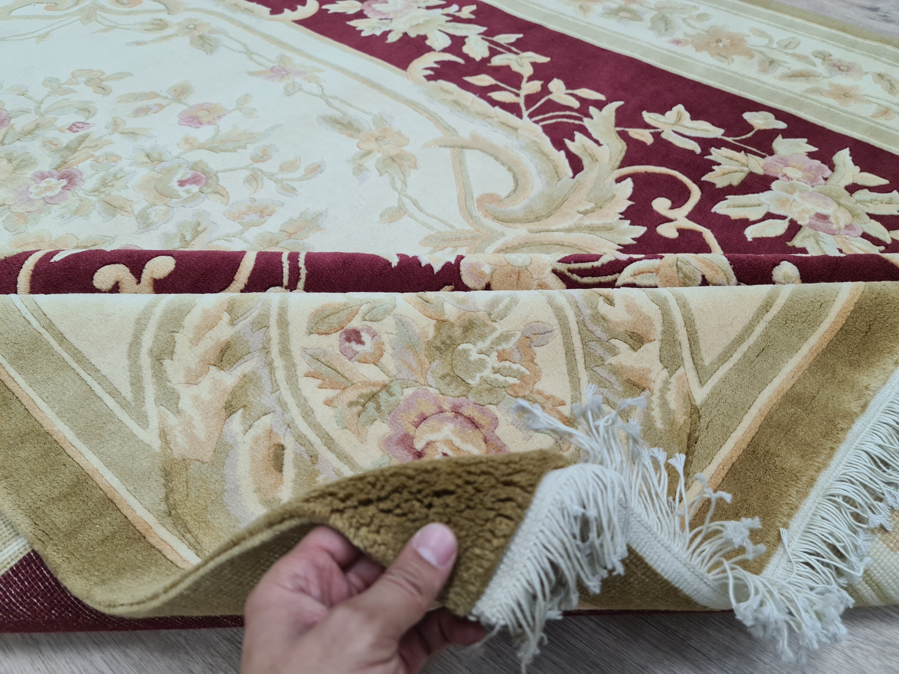 Medium Turkish Area Rug: Hand-Knotted Wool, Vintage Oriental Decor (6.65x9.7 ft)