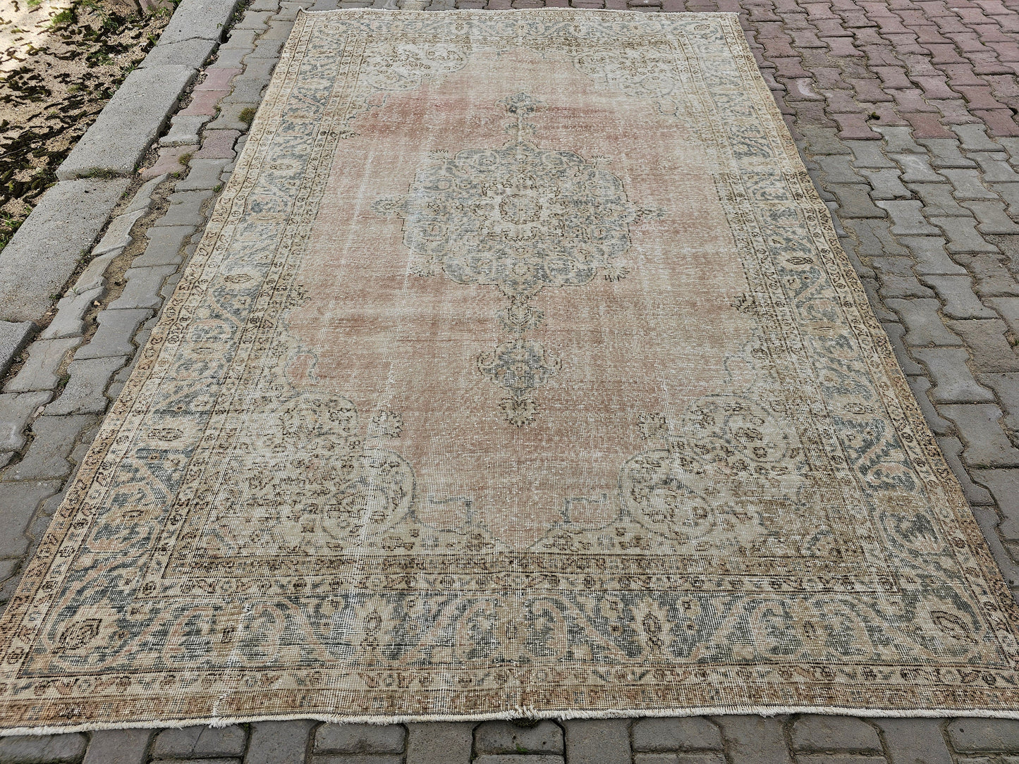 7x11 Vintage Turkish Area Rug Pink and Sage Green - Hand Knotted Wool Oushak Rug /7x10.70 feet