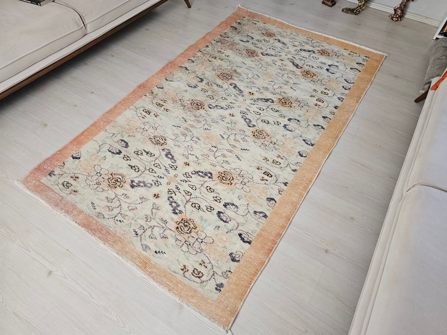 5x8 Handmade Wool Turkish Accent Rug