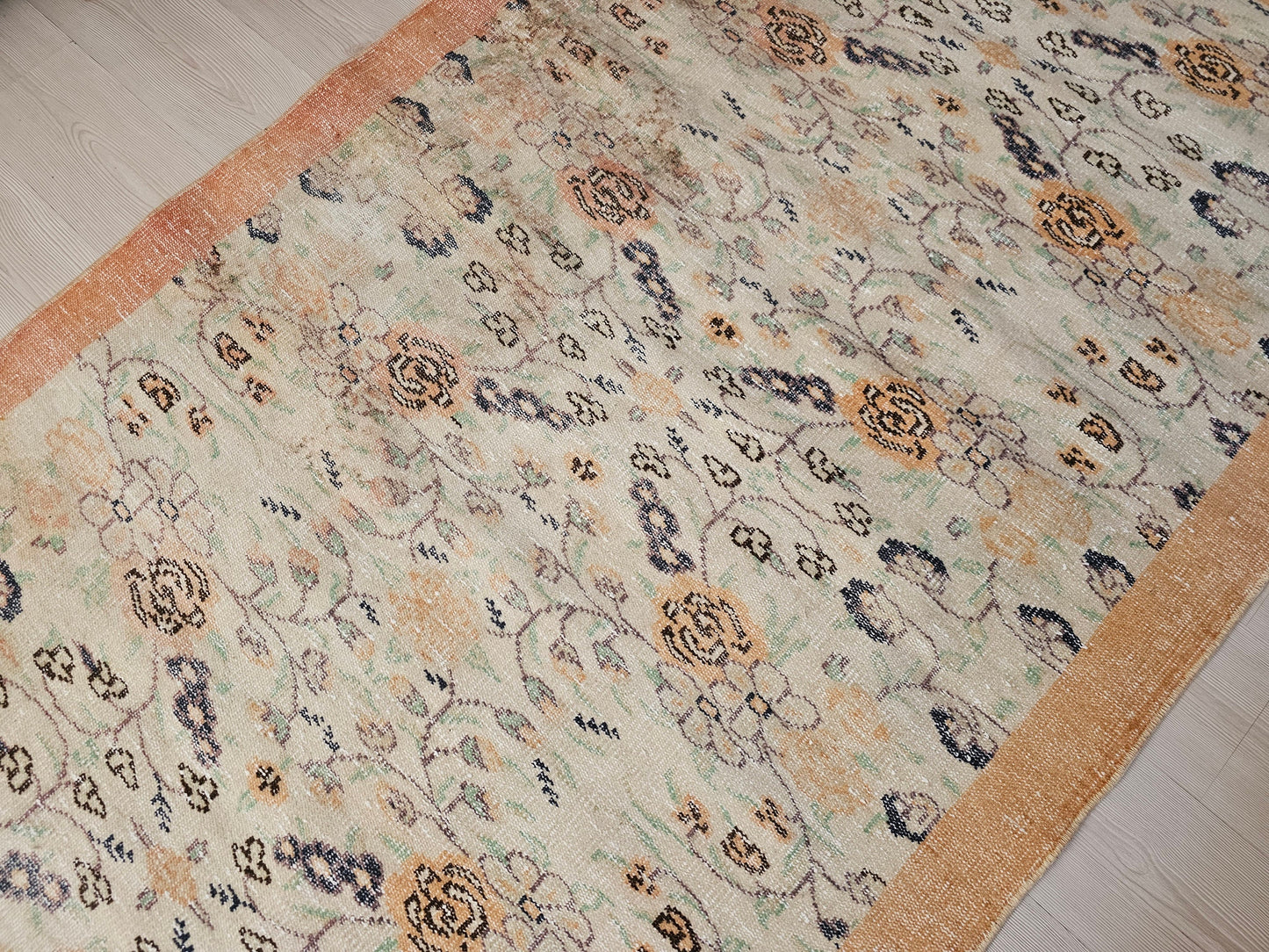 5x8 Handmade Wool Turkish Accent Rug