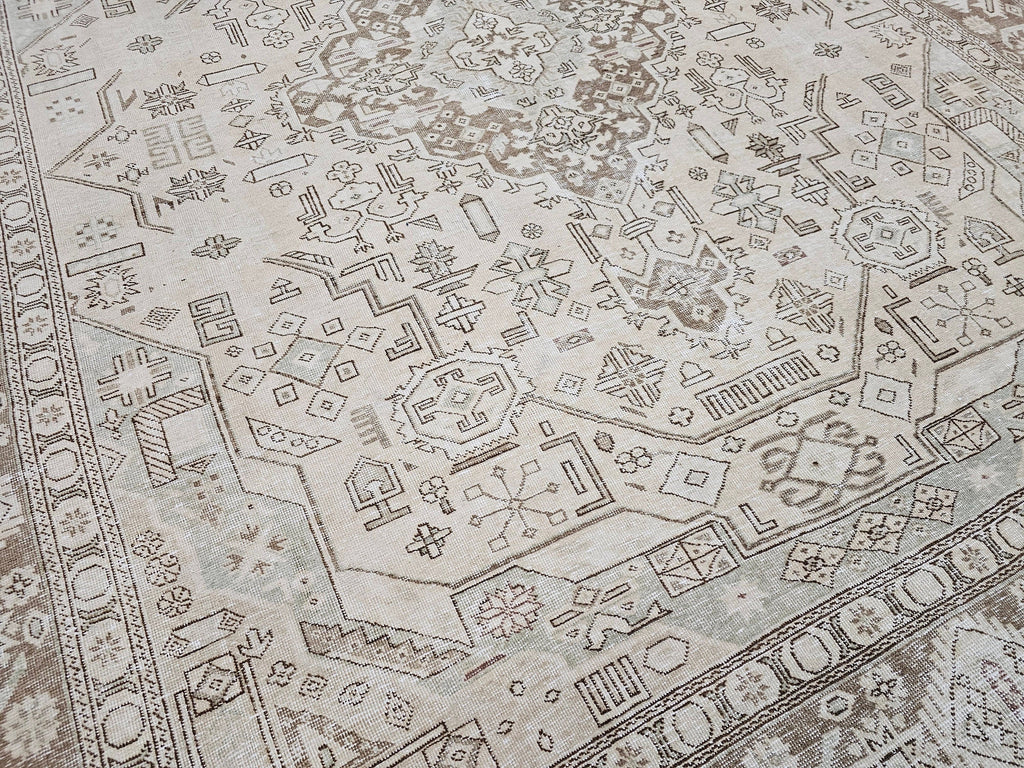 Hand Knotted Wool Turkish Rug 9.80x12.50 ft: Vintage Oushak Heriz