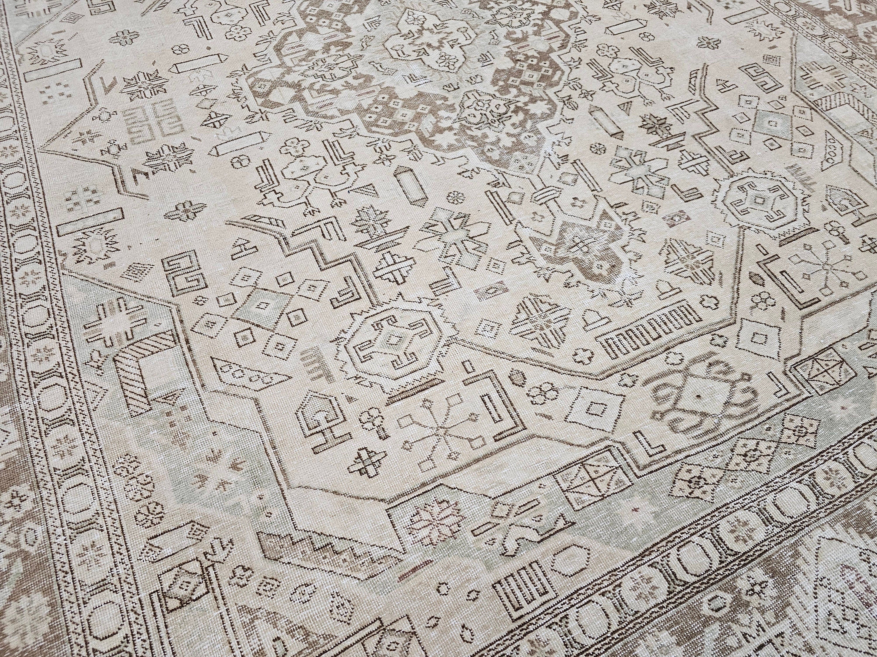 Hand Knotted Wool Turkish Rug 9.80x12.50 ft: Vintage Oushak Heriz