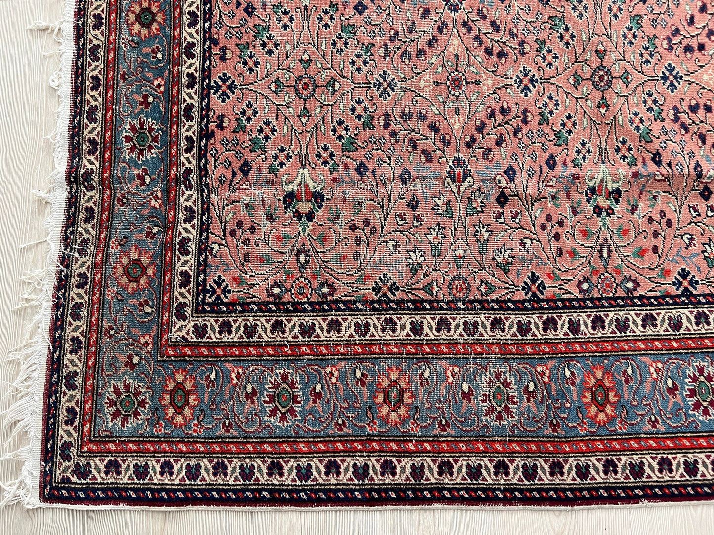 7x10 Vintage Turkish Rug thin and High Quality floral design hand knotted carpet