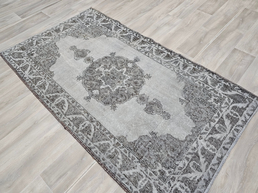 3'9'' x 6'8" Vintage Turkish Rug , HandKnotted Wool Oushak Carpet Gray and Black