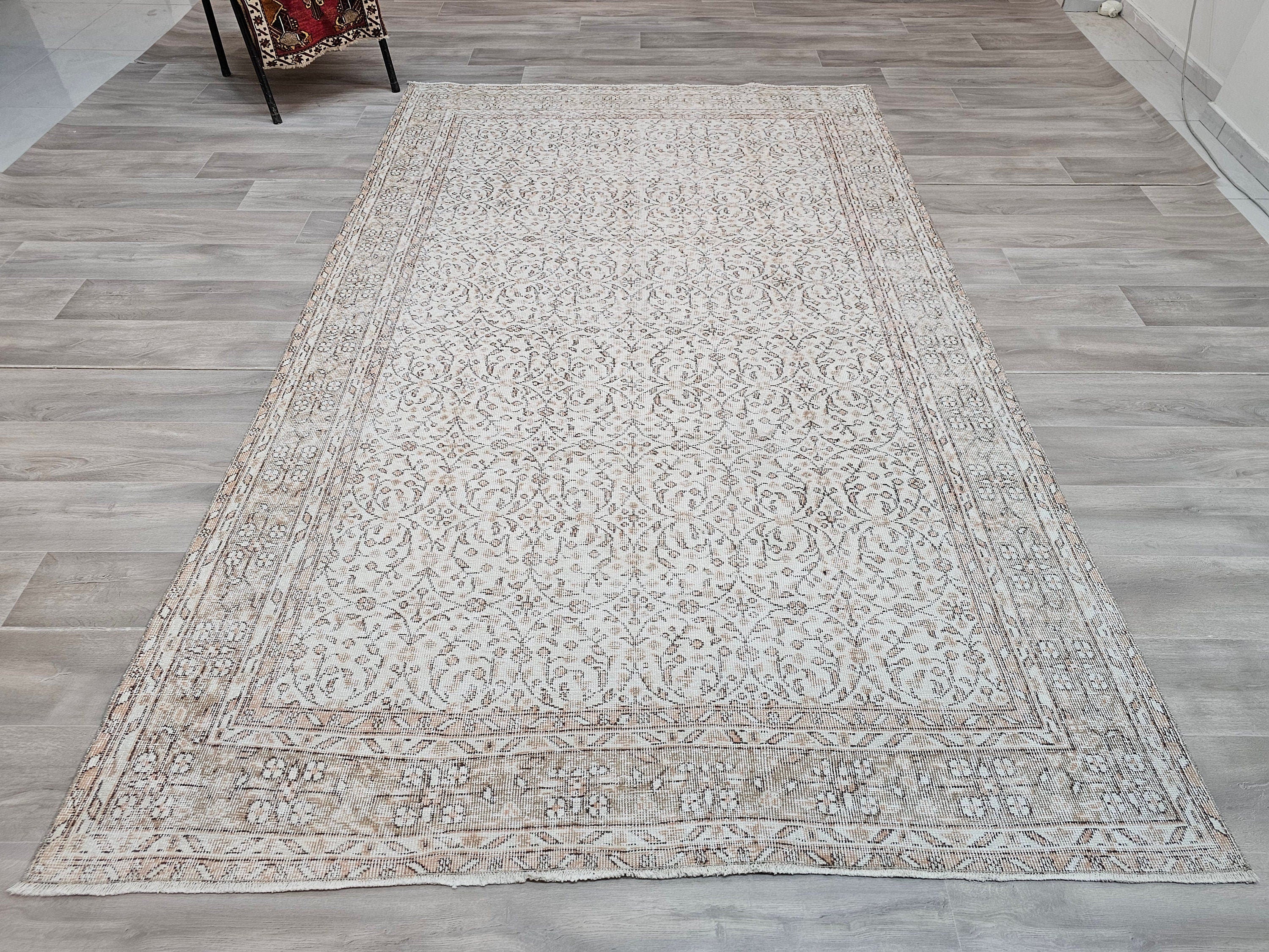 Neutral Vintage Turkish Oushak Rug: Hand-Knotted Wool, 6.2x10 ft