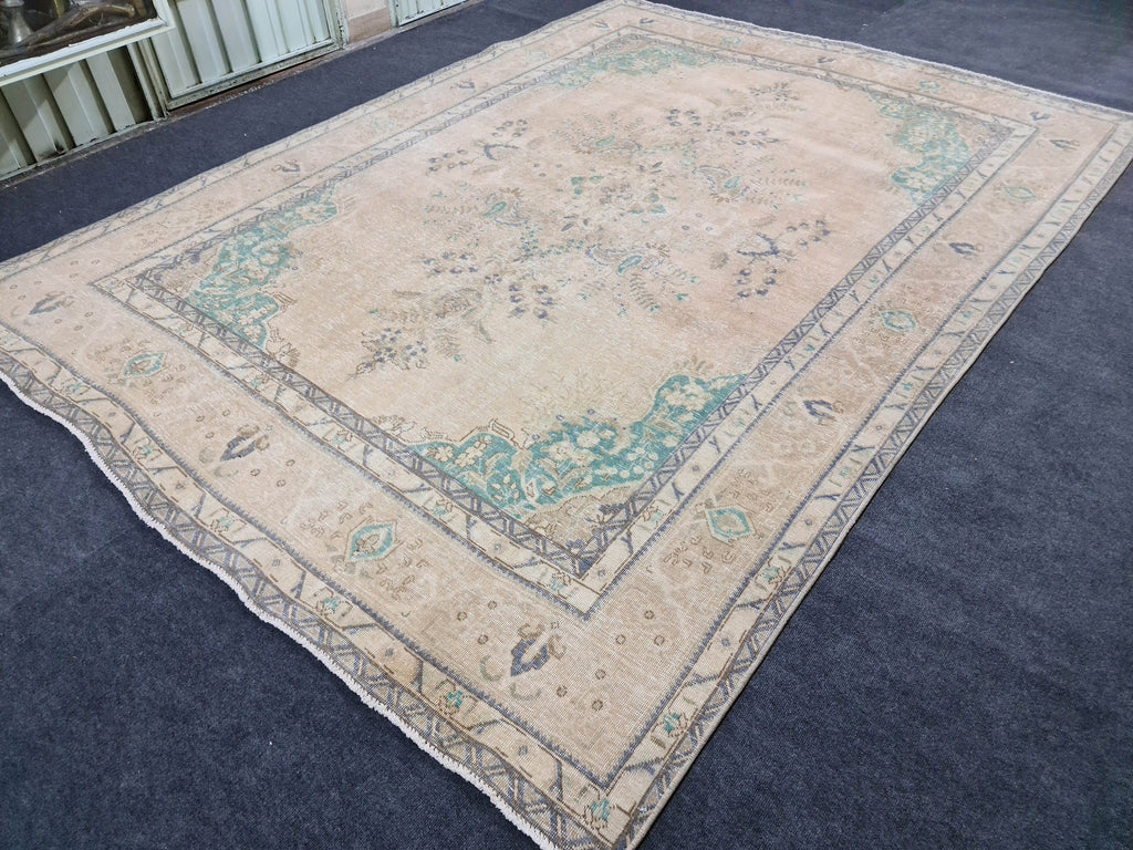 8x11 Hand Woven Wool Turkish Rug: Vintage Oushak Oriental Area Rug