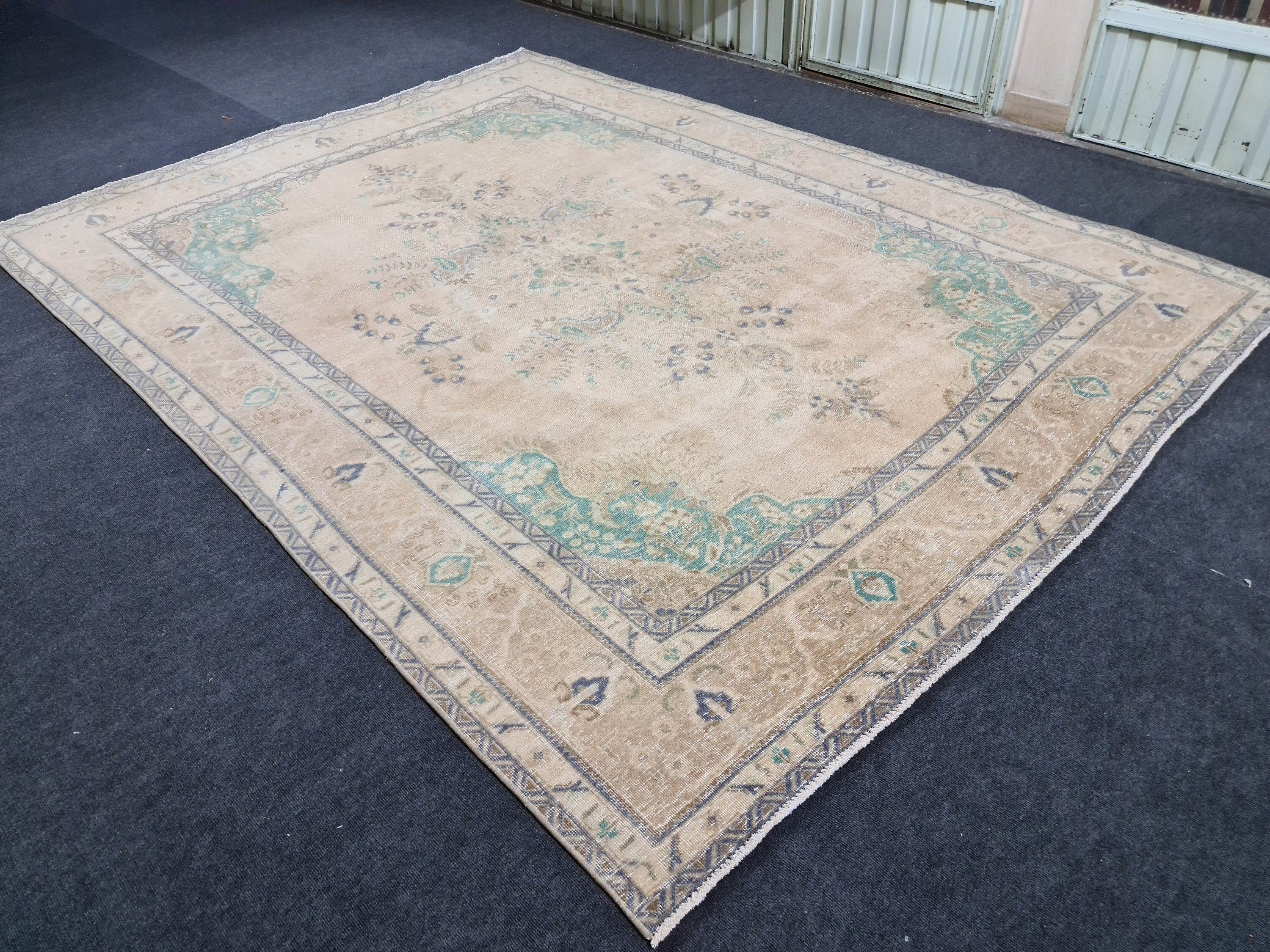 8x11 Hand Woven Wool Turkish Rug: Vintage Oushak Oriental Area Rug
