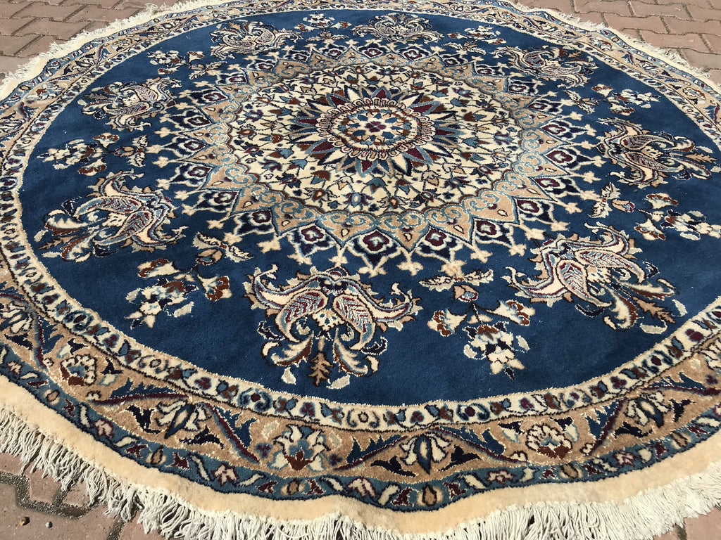 Handknotted Oushak Round Rug: 6.56 ft Vintage Turkish Rug