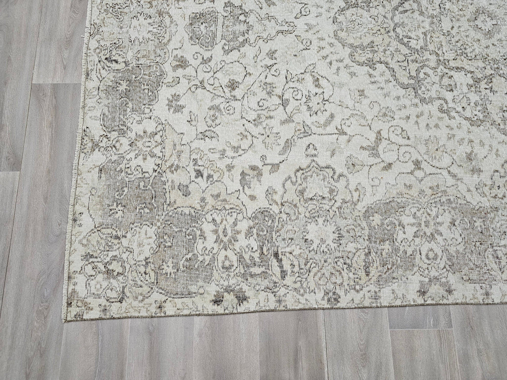 Hand Knotted Wool Oushak Rug: Neutral Vintage Turkish Rug (6.70x9.55 ft)