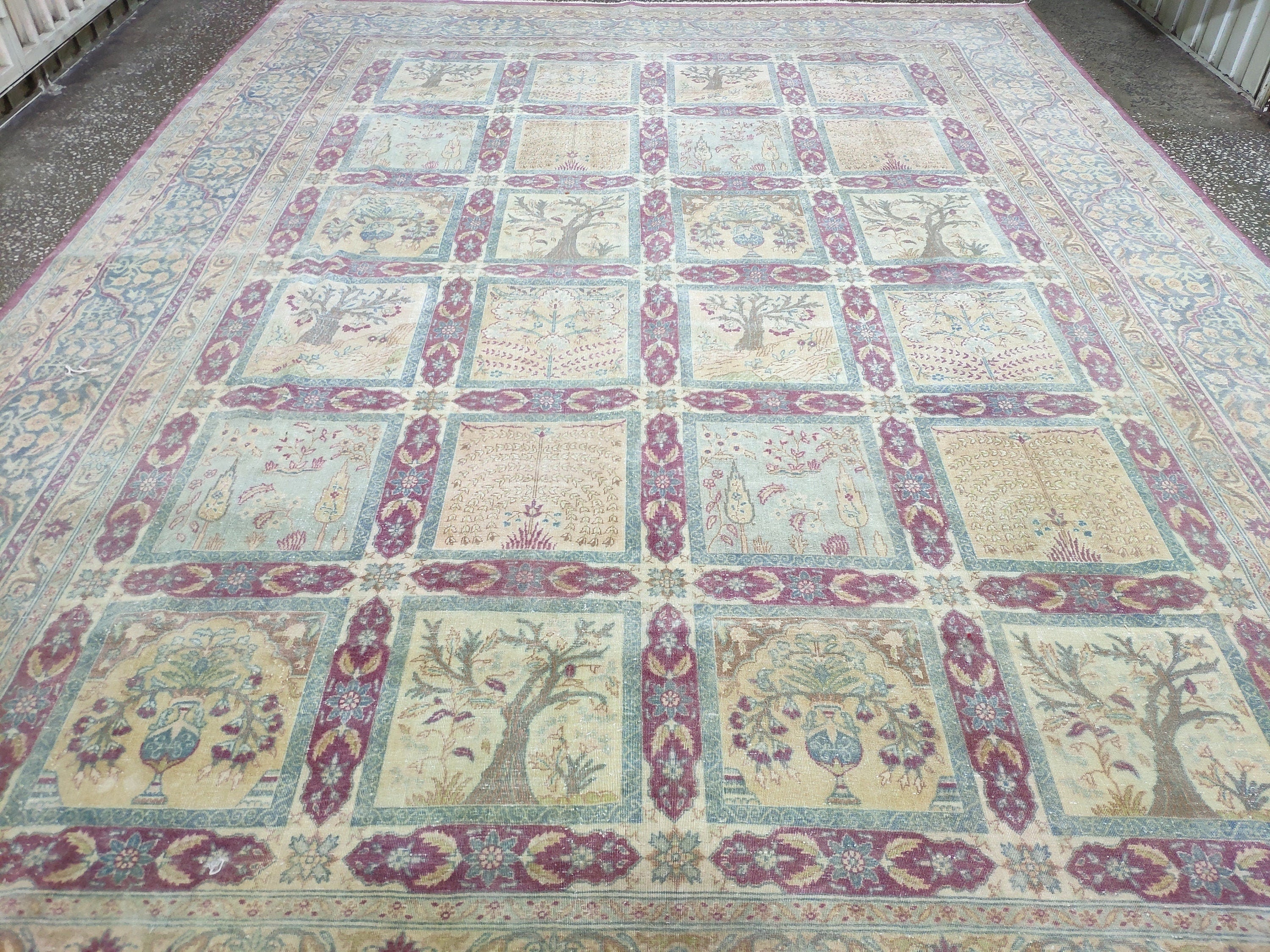10x13 Antique Hand-Knotted Wool Persian Rug: Retro Farmhouse Decor