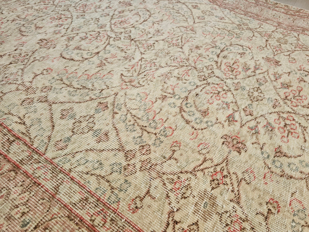 Hand Knotted Wool Turkish Oushak Rug: Cream & Pink Vintage Area Rug (5.10x7.50 feet)