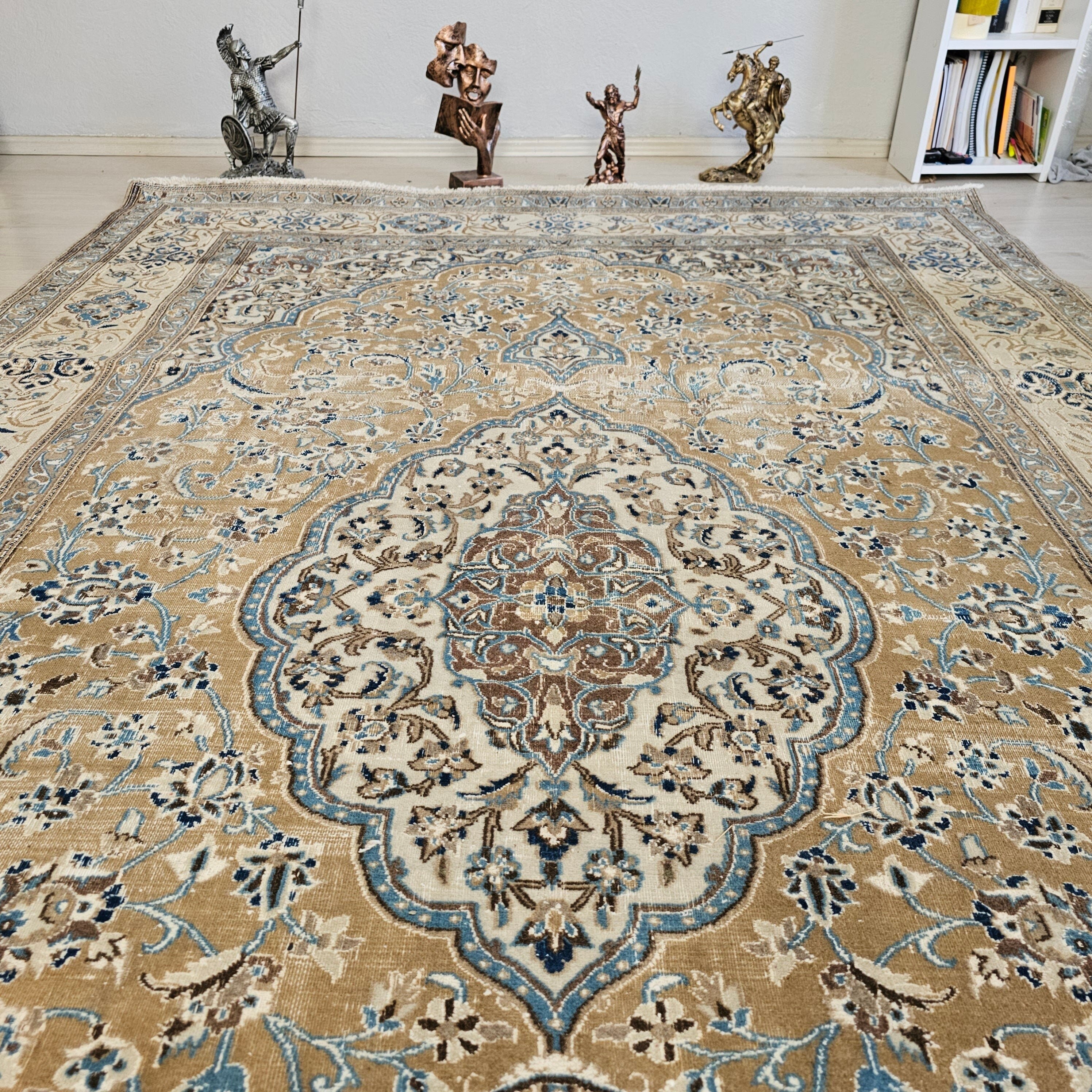 Vintage Turkish Oushak Rug 6x10: Hand-Knotted Wool Medallion Carpet