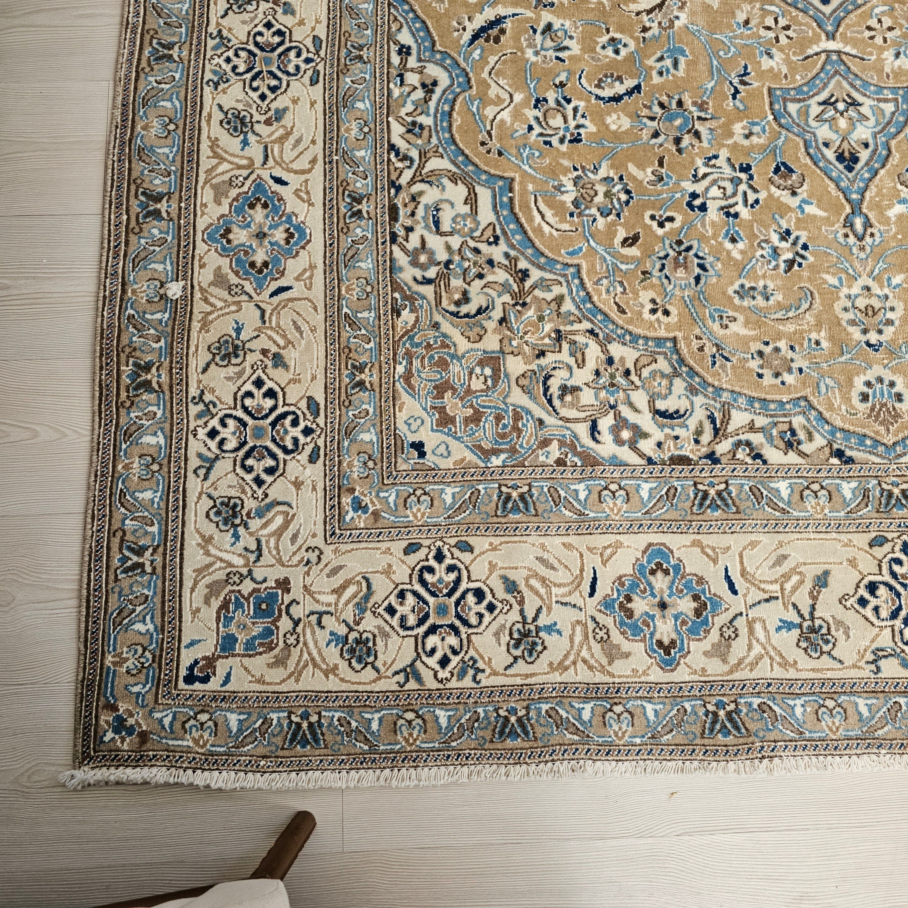 Vintage Turkish Oushak Rug 6x10: Hand-Knotted Wool Medallion Carpet