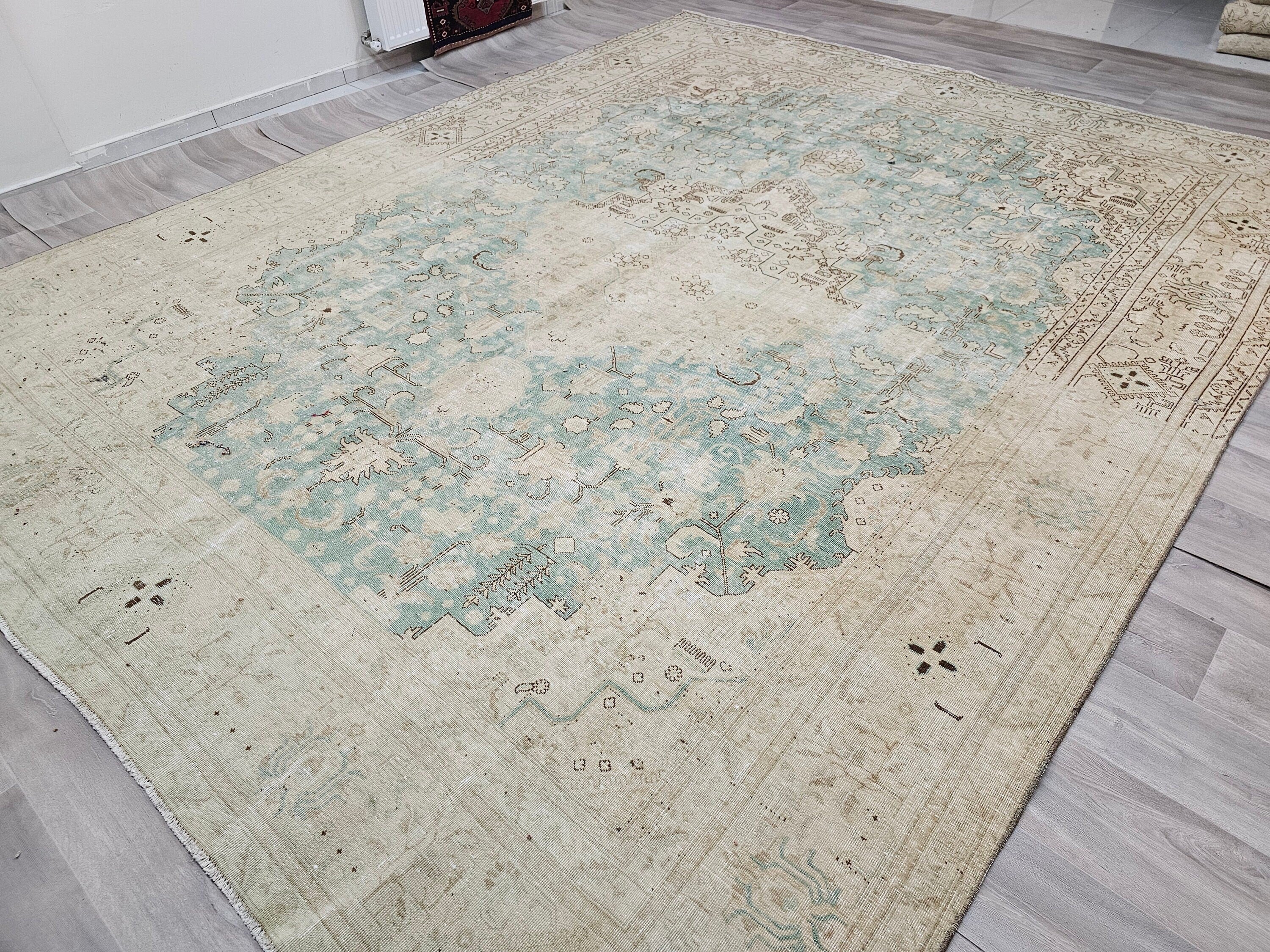 Large Vintage Oushak Rug: 10x12 Beige and Sage Green Wool Area Rug