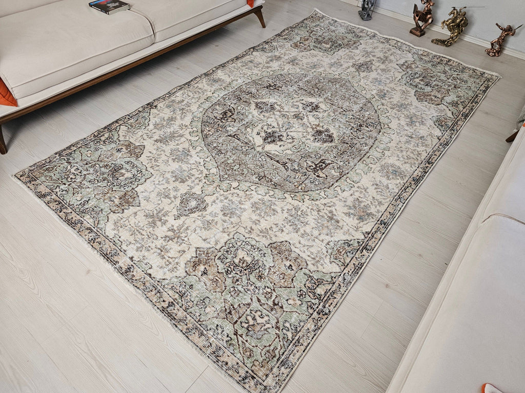 Hand-Knotted Wool Oushak Rug: 6x9 Vintage Turkish Area Rug
