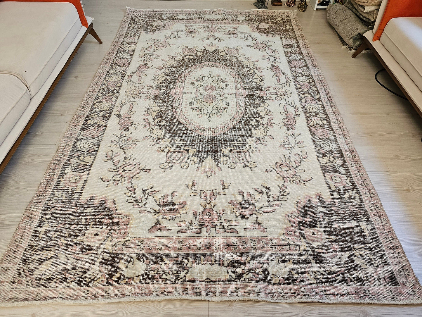 6x9 Neutral Vintage Turkish Oushak Area Rug, Floral Design Wool Rug //5.70x9.25 feet