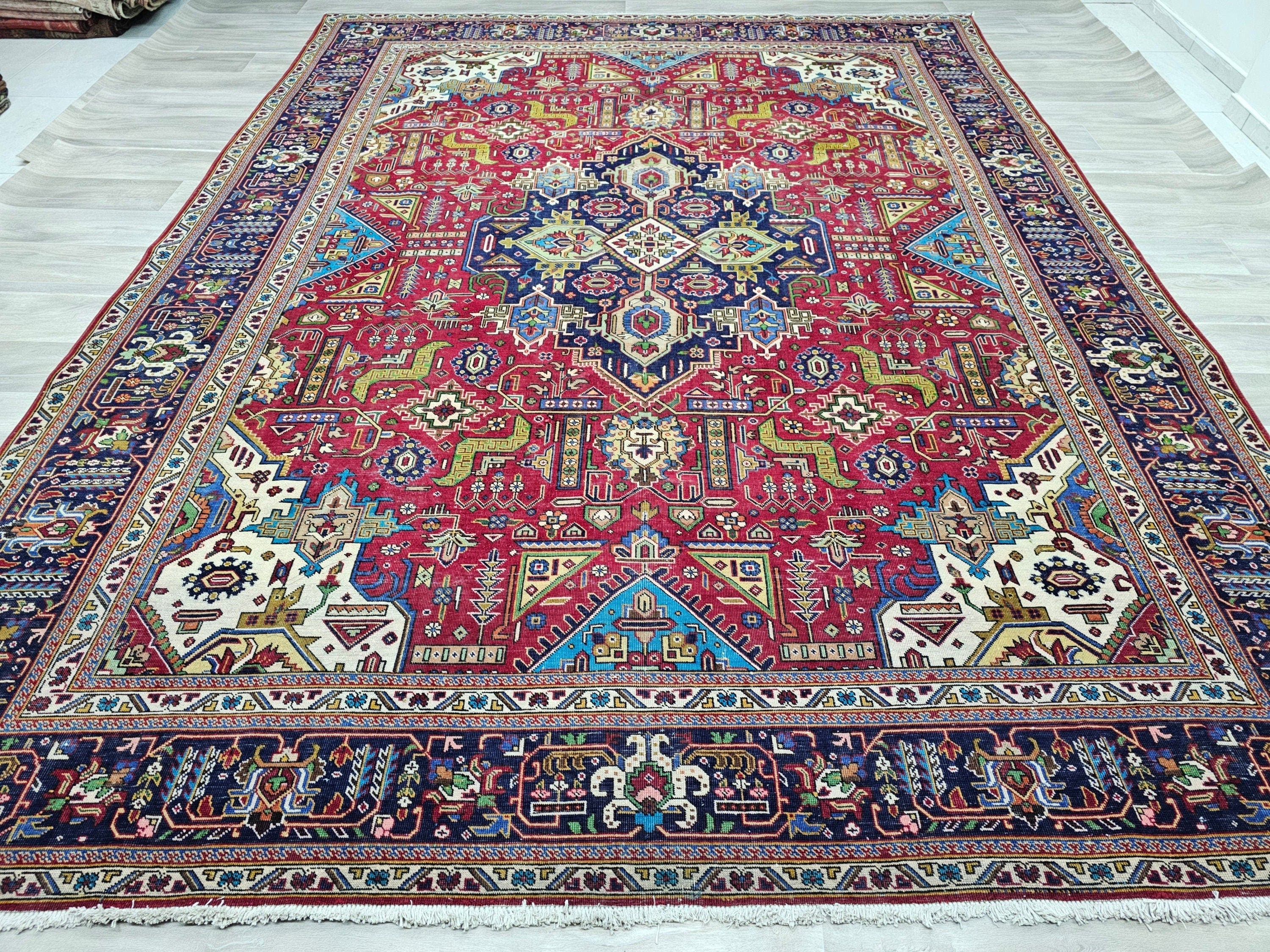 Hand Knotted Heriz Rug: Oversize Vintage Wool Red Cream Blue