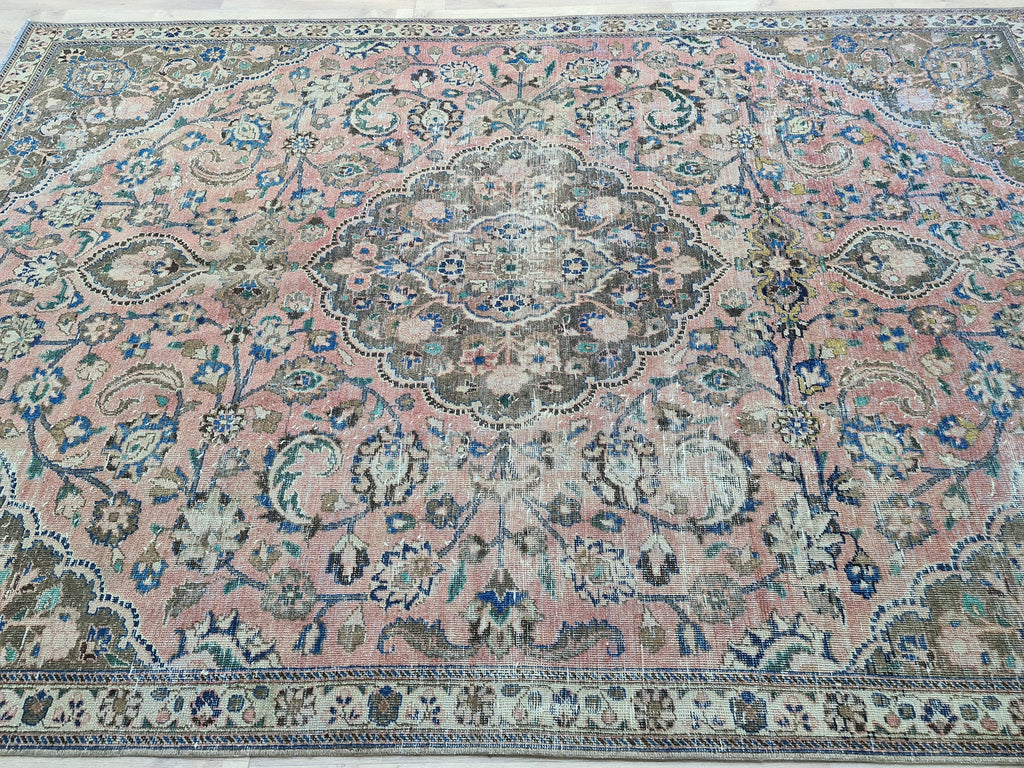 6x9 Vintage Turkish Oushak Rug: Wool Farmhouse Area Rug