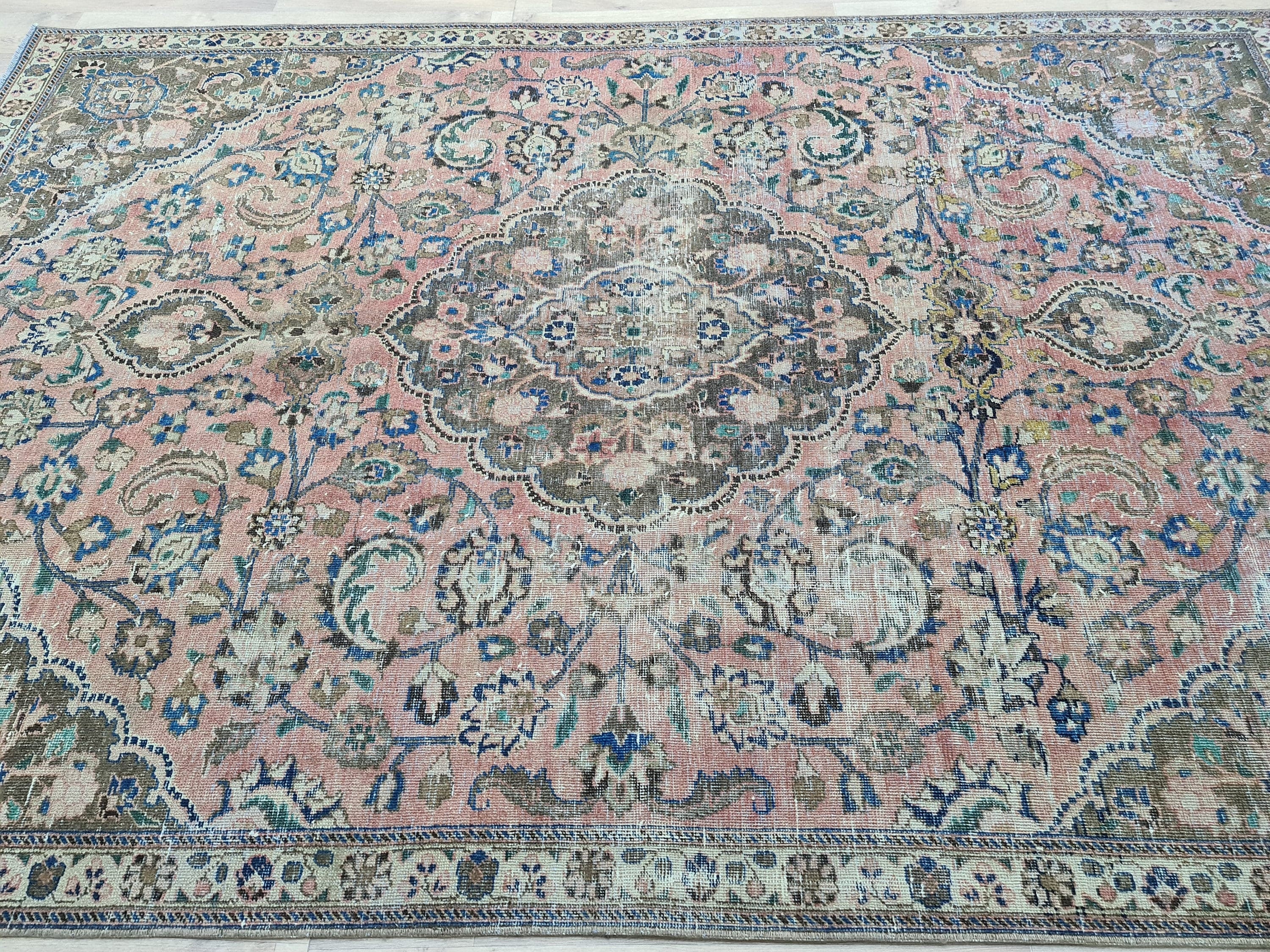 6x9 Vintage Turkish Oushak Rug: Wool Farmhouse Area Rug