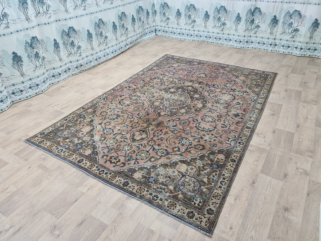 6x9 Vintage Turkish Oushak Rug: Wool Farmhouse Area Rug