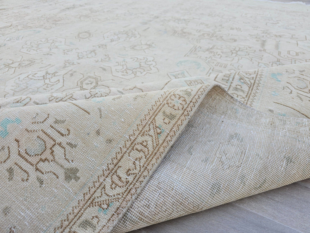 9x12 Vintage Neutral area Rug for Livingroom - High Quality Wool Oushak Area Rug - Handmade Turkish Area Rug for Bedroom