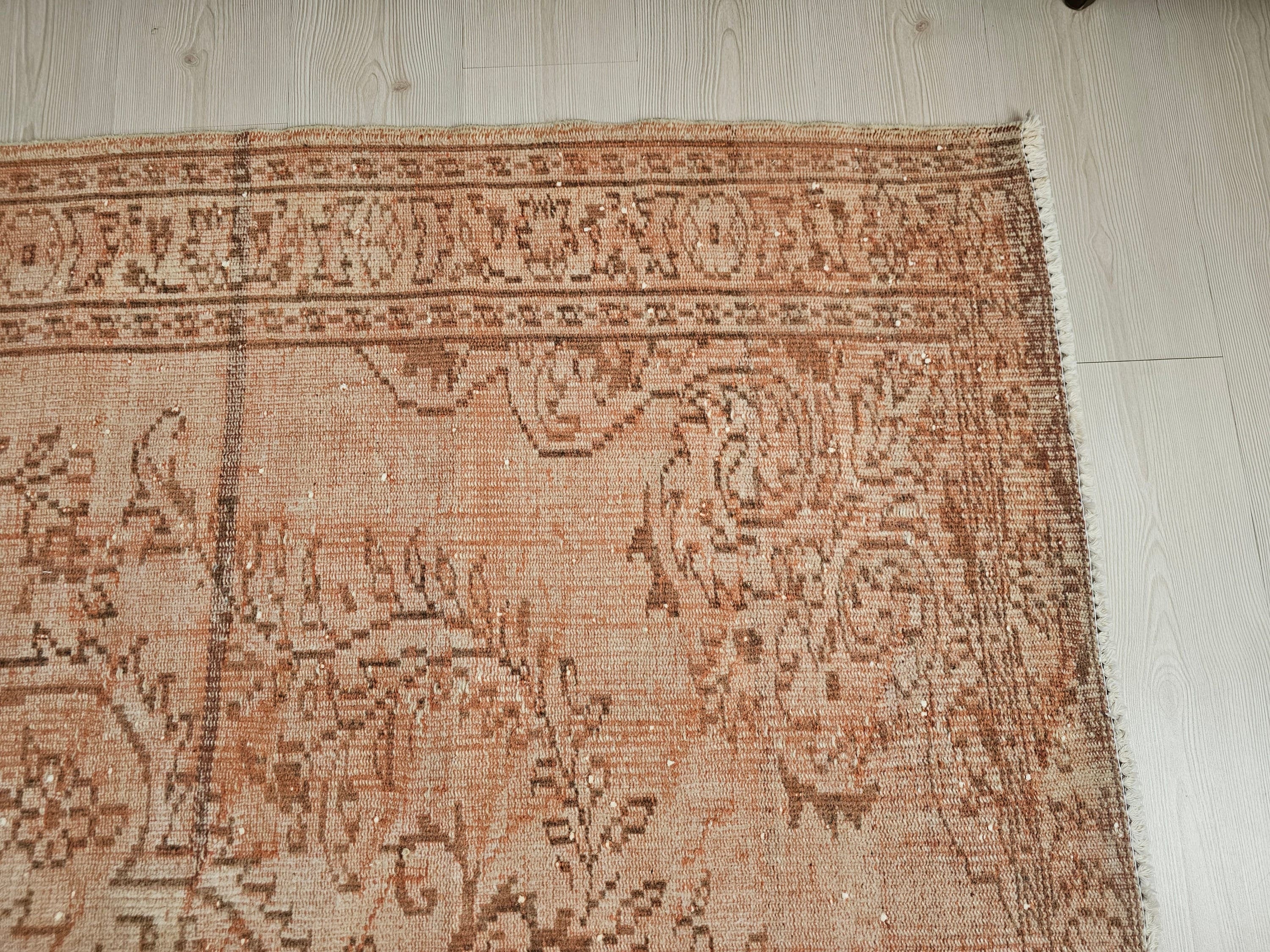Vintage Oushak Rug/ 5.60x8.55 feet / Rustic Color Turkish Wool Handmade Carpet