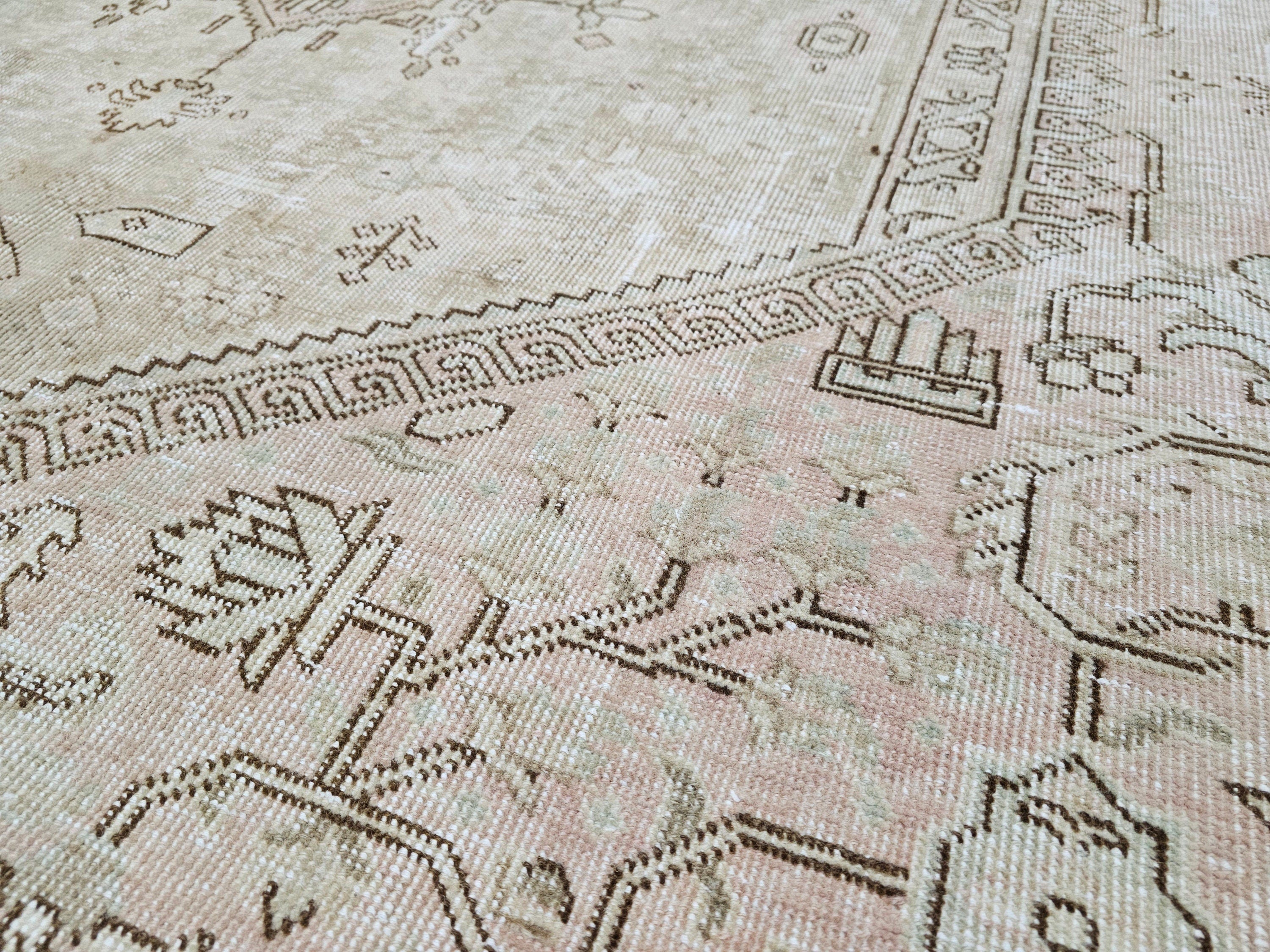 10x12 Vintage Hand-Knotted Turkish Rug: Neutral Persian Design