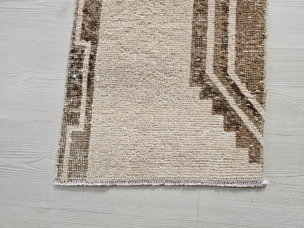 Vintage Oushak Turkish Rug: 18x36 inch Wool Doormat
