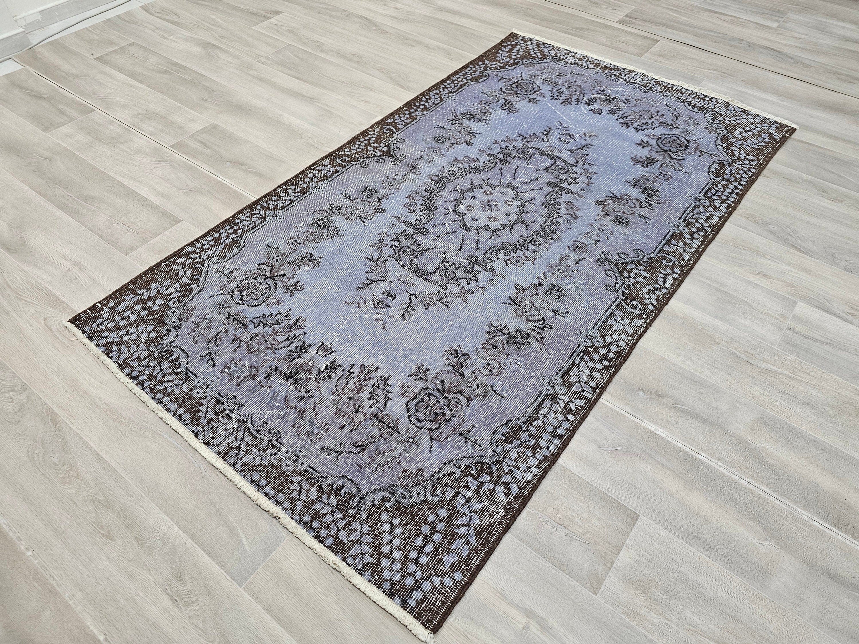 Handknotted Wool Oushak Rug: 3'11'' x 7' Vintage Turkish Carpet