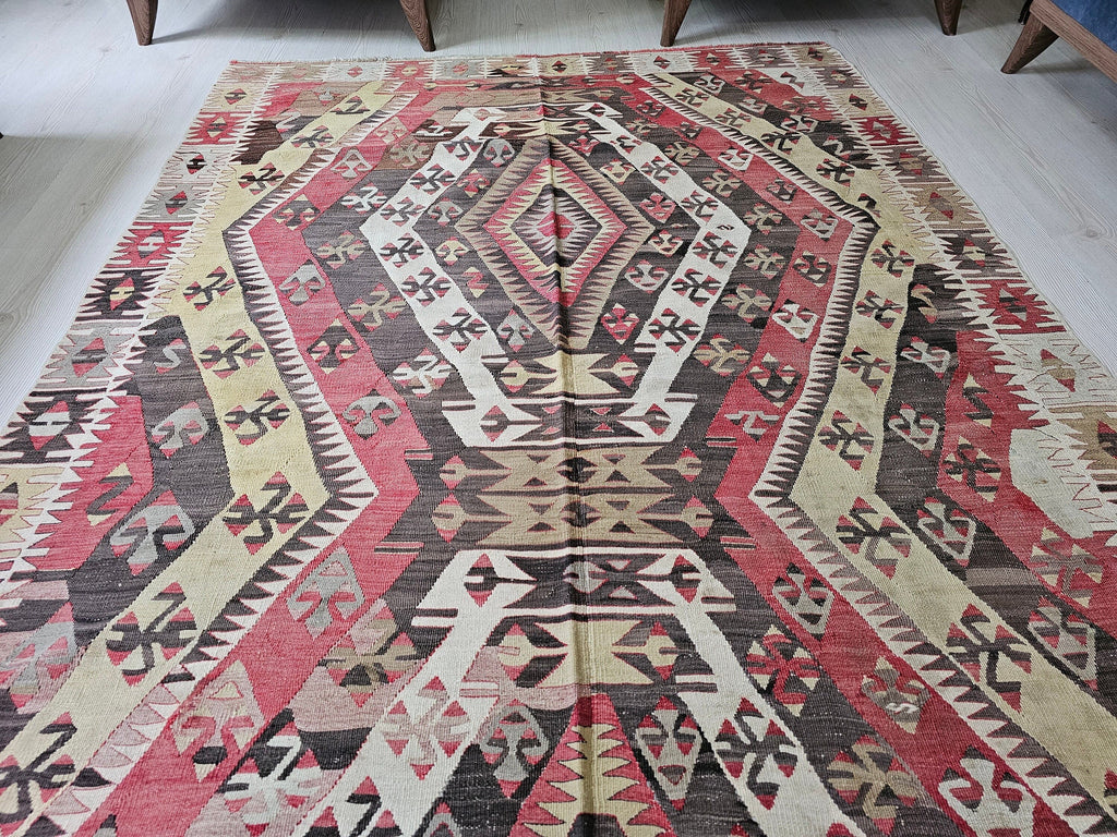 Vintage Oushak Kilim Rug: Large Turkish Bohemian Area Rug (4.9 x 12.25 ft)