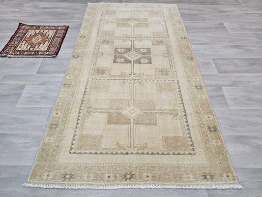 4x7 Neutral Vintage Turkish Rug Beige and Brown // 3.70x6.90 feet