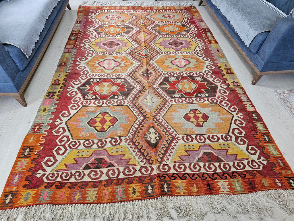 Vintage Turkish Kilim Rug: 6.55x10.35 ft, Hand-Woven Wool Oushak Carpet