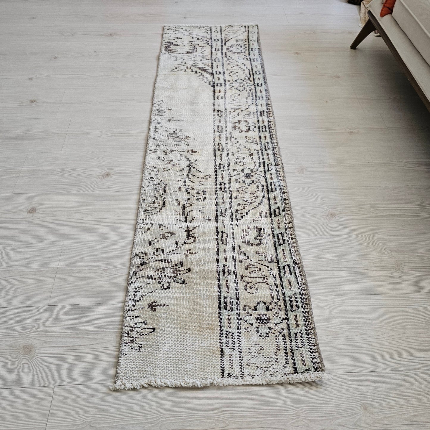 1.60x5.80 feet Faded Vintage Turkish Runner Rug - Muted Wool Runner