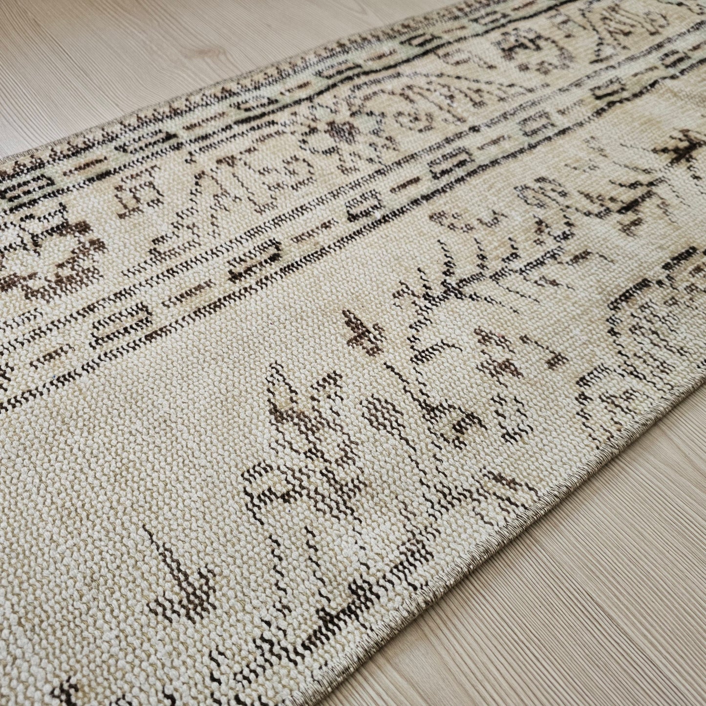 1.60x5.80 feet Faded Vintage Turkish Runner Rug - Muted Wool Runner